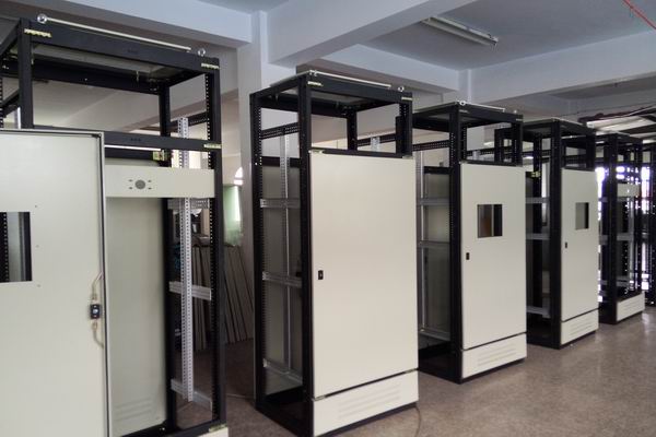 长岭配电柜-3683厂家配电柜检修需要注意的